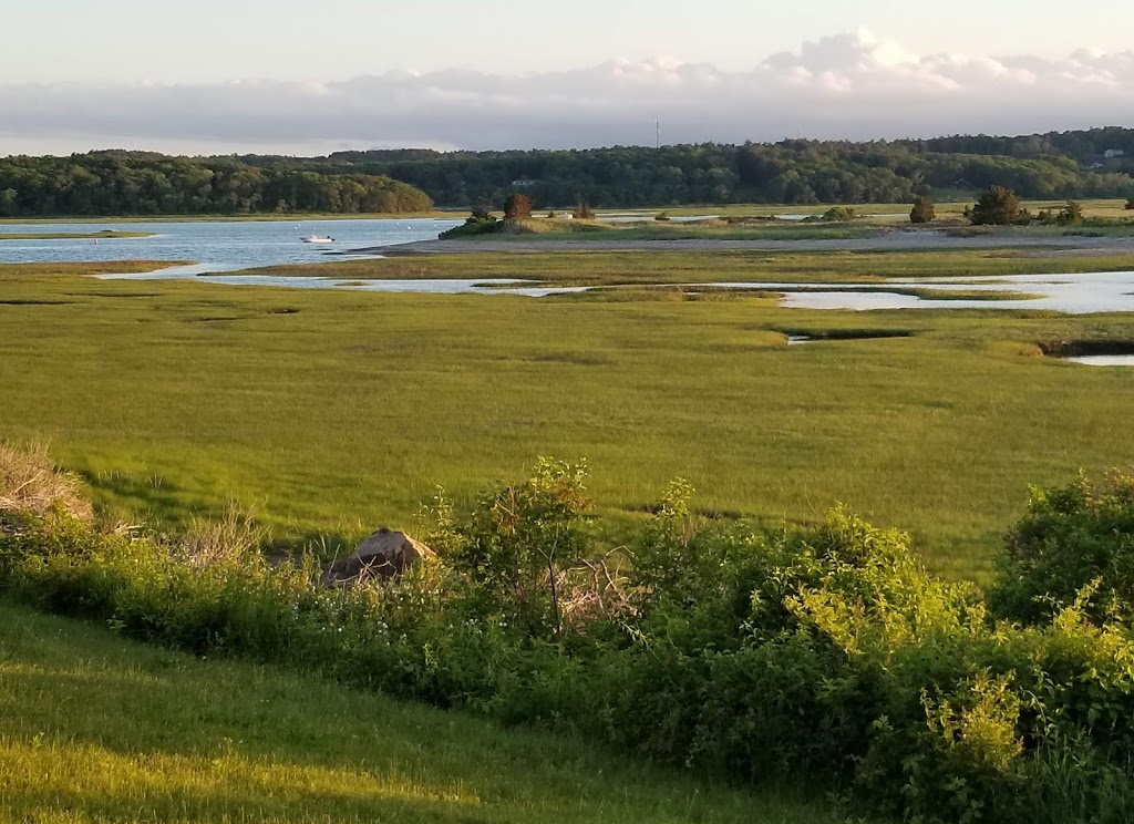 High Seas Lounge | restaurant | 7000 FL-544, Winter Haven, FL 33881, USA | 8632992233 OR +1 863-299-2233