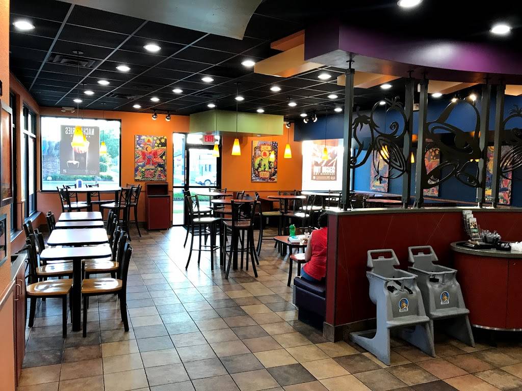 Taco Bell | meal takeaway | 2860 Henry St, Muskegon, MI 49441, USA | 2317339436 OR +1 231-733-9436