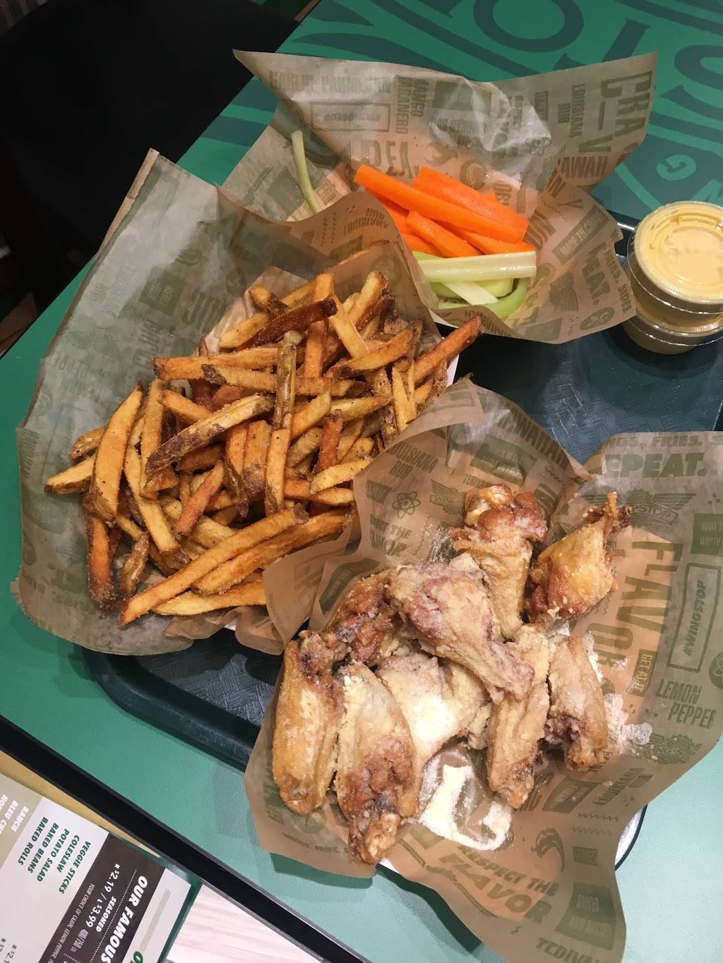 Wingstop | restaurant | 3850 College St Ste 200, Beaumont, TX 77701, USA | 4092139464 OR +1 409-213-9464