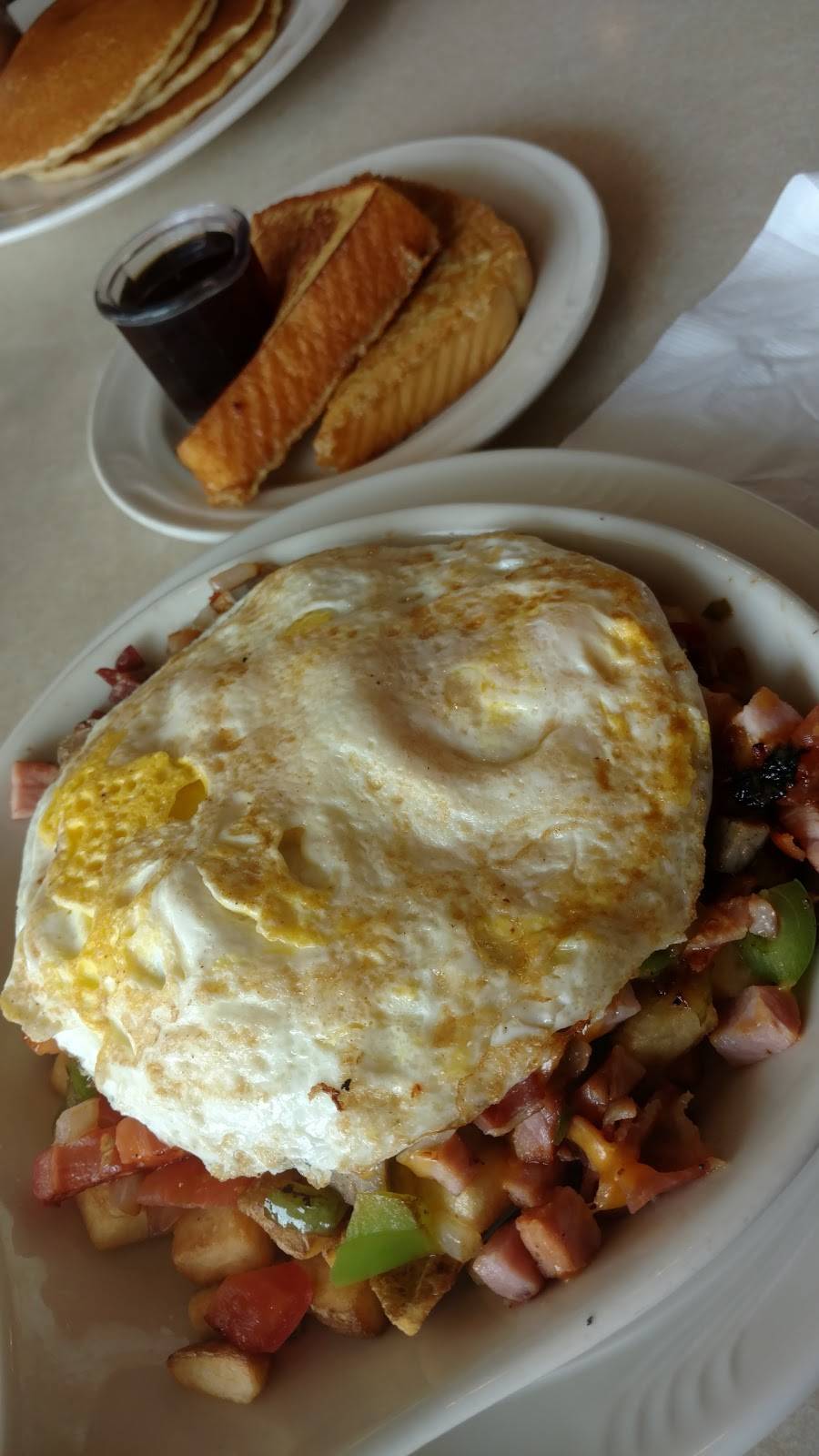 Majors Restaurant | restaurant | 301 West Ogden Avenue, Westmont, IL 60559, USA | 6309681144 OR +1 630-968-1144