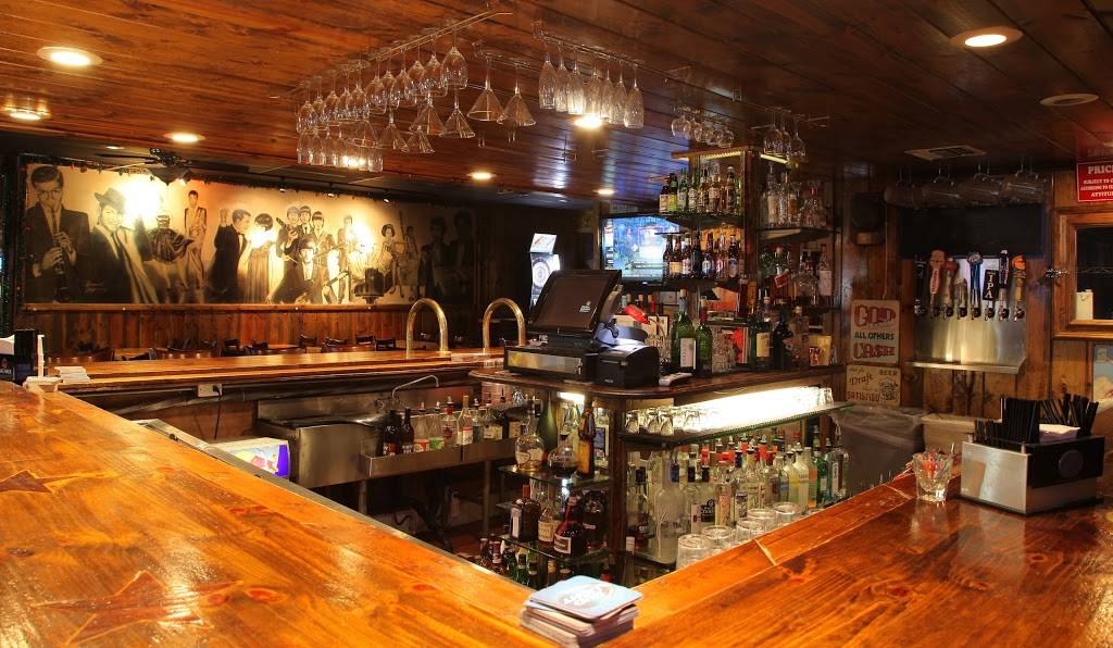 Joes Great American Bar & Grill | restaurant | 4311 W Magnolia Blvd, Burbank, CA 91505, USA | 8187290805 OR +1 818-729-0805