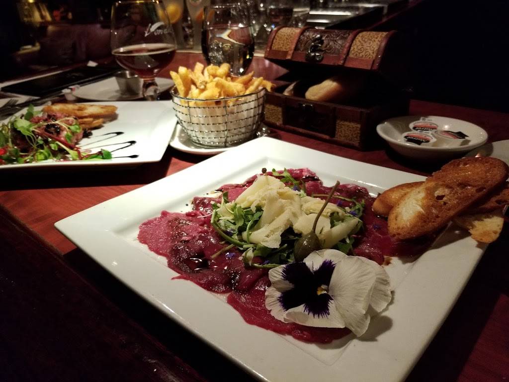 Comme Chez Soi Restaurant | restaurant | 297 Chemin du Bord-du-Lac, Pointe-Claire, QC H9S 4L4, Canada | 5146939555 OR +1 514-693-9555