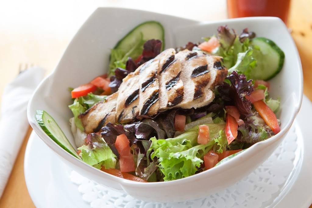 Aunt Mabels Country Kitchen & Motel | restaurant | ON-21, Port Elgin, ON N0H 2C5, Canada | 5193892122 OR +1 519-389-2122