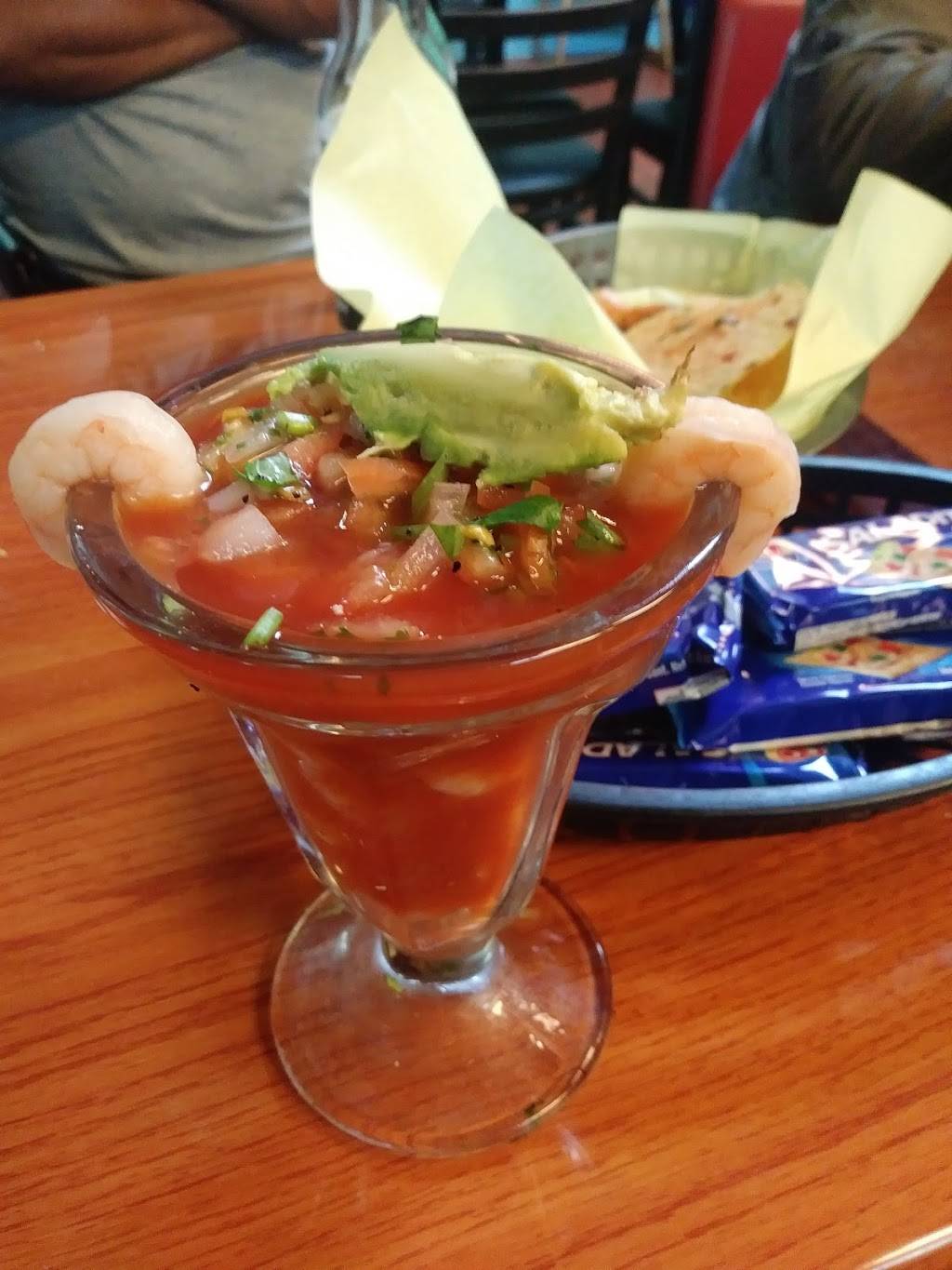El Guero seafood mariscos comida mexicana | restaurant | 10230 Harry Hines Blvd, Dallas, TX 75220, USA | 2143572213 OR +1 214-357-2213