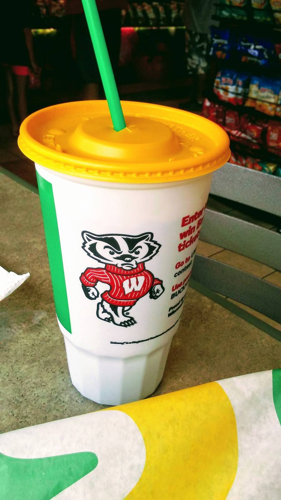 Subway | restaurant | 412 W Main St, Cambridge, WI 53523, USA | 6084239988 OR +1 608-423-9988