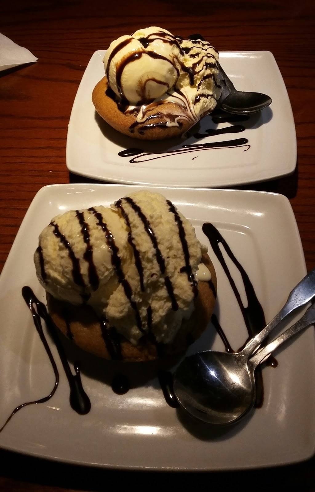 Red Lobster | restaurant | 10520 Coors Bypass NW, Albuquerque, NM 87114, USA | 5059220266 OR +1 505-922-0266