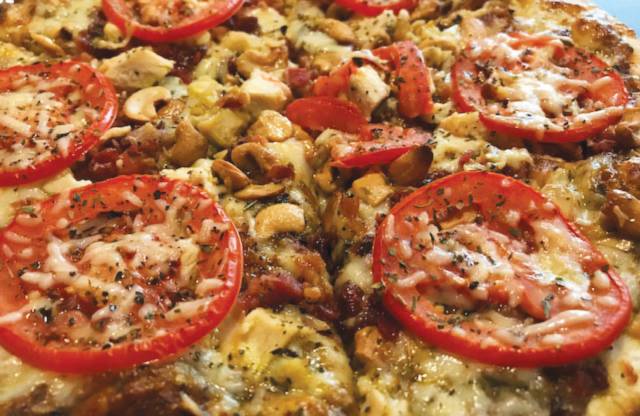 Reeds Spring Pizza Co. | restaurant | 22065 Main St, Reeds Spring, MO 65737, USA | 4172723507 OR +1 417-272-3507