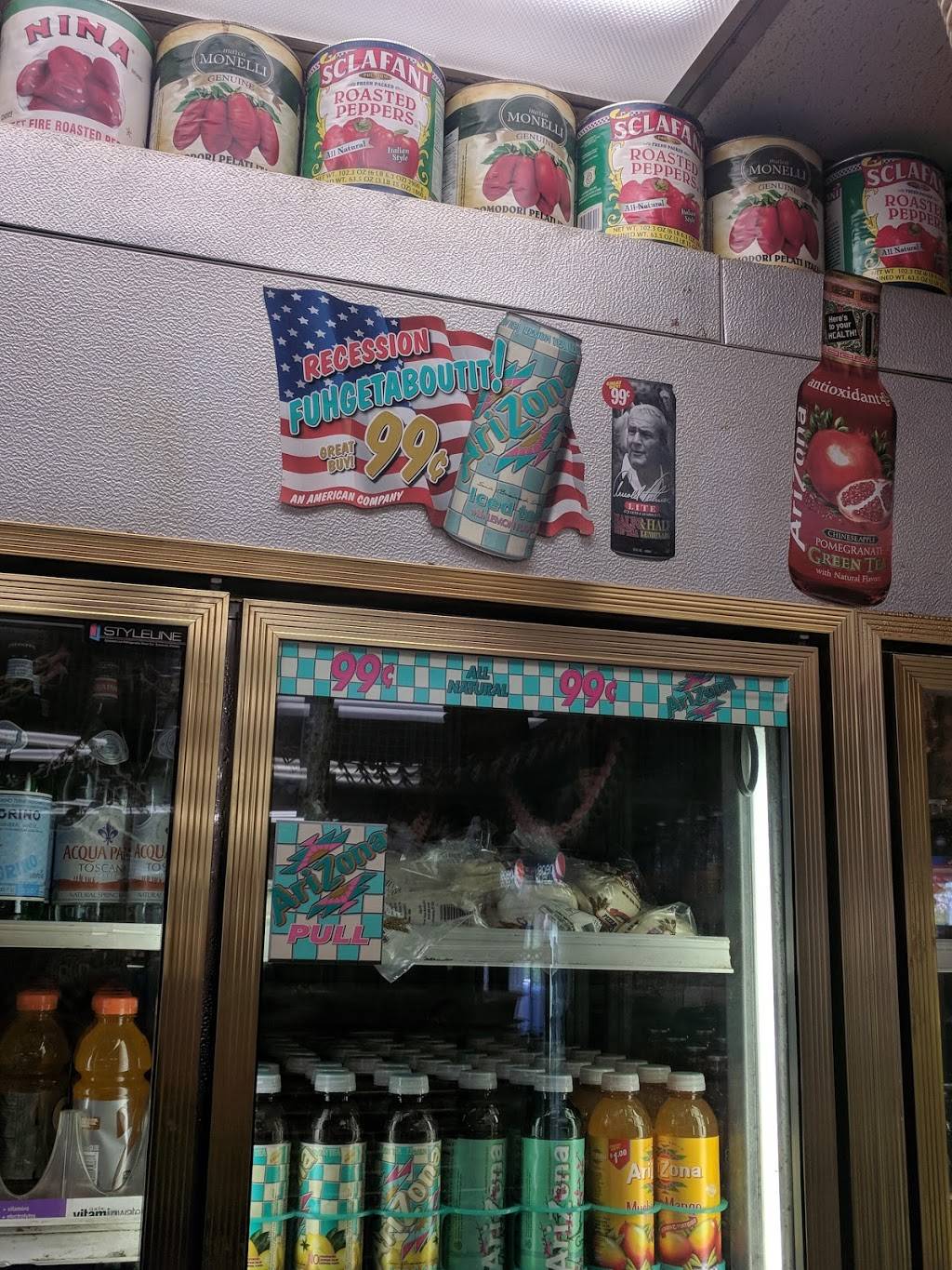 Montalbanos | restaurant | 1140 Bay St, Staten Island, NY 10305, USA | 7184488077 OR +1 718-448-8077