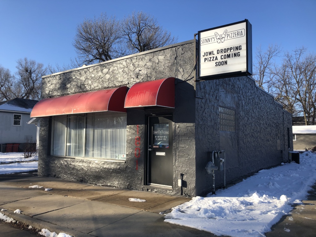 Sunnys Pizzeria | restaurant | 1801 S Walts Ave, Sioux Falls, SD 57105, USA | 6052714770 OR +1 605-271-4770