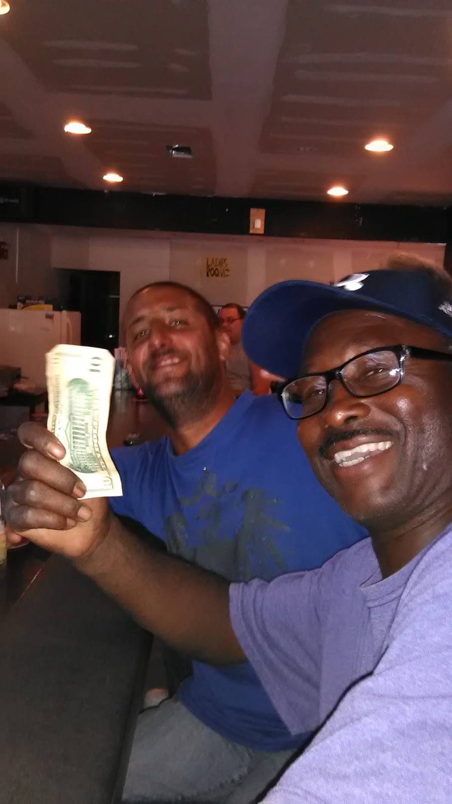 Severn Run Bar & Grille | restaurant | 7940 Telegraph Rd, Severn, MD 21144, USA | 4105191601 OR +1 410-519-1601