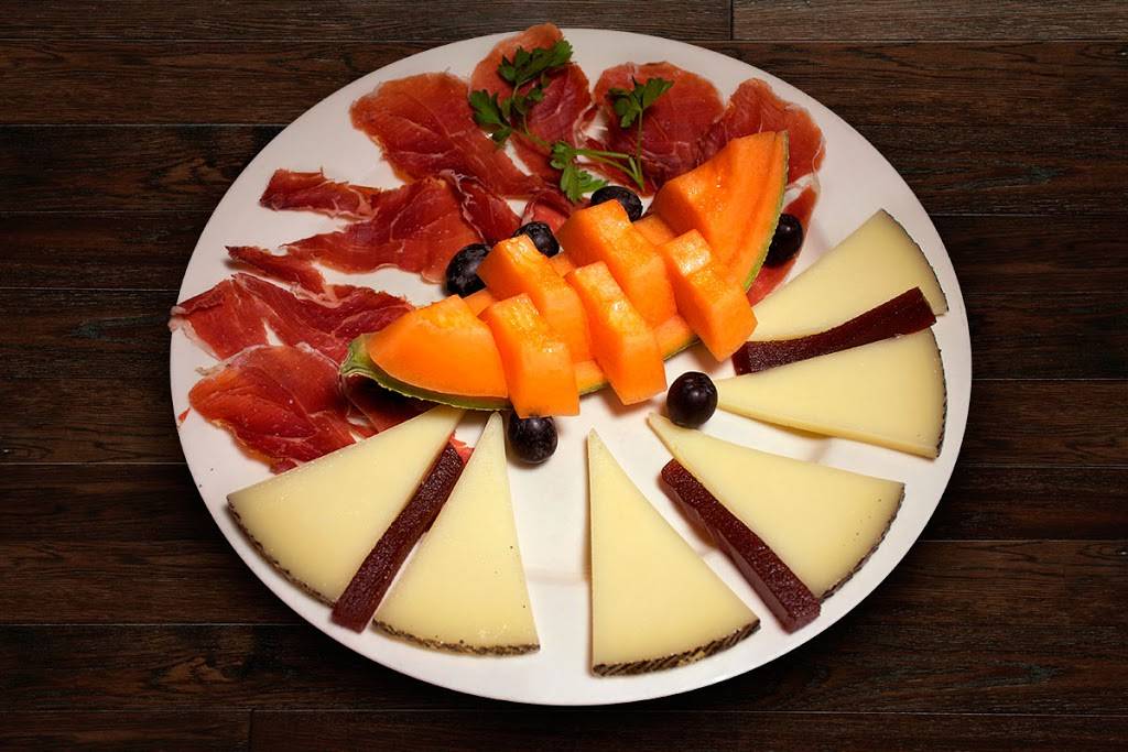 Cafe Ole | restaurant | 38-09 36th Ave, Long Island City, NY 11101, USA | 7183497777 OR +1 718-349-7777