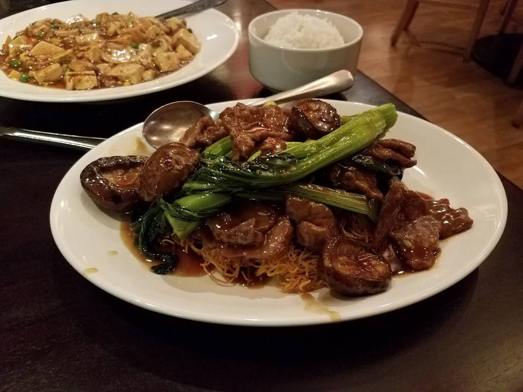 Bernards | restaurant | 55 Boylston St, Chestnut Hill, MA 02467, USA | 6177383388 OR +1 617-738-3388