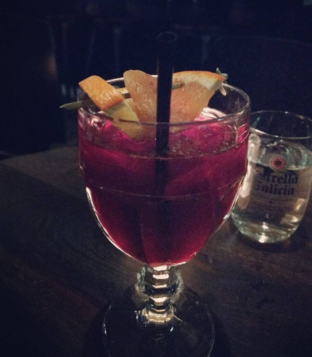 Ittos Tapas | restaurant | 4160 California Ave SW, Seattle, WA 98116, USA | 2064206676 OR +1 206-420-6676