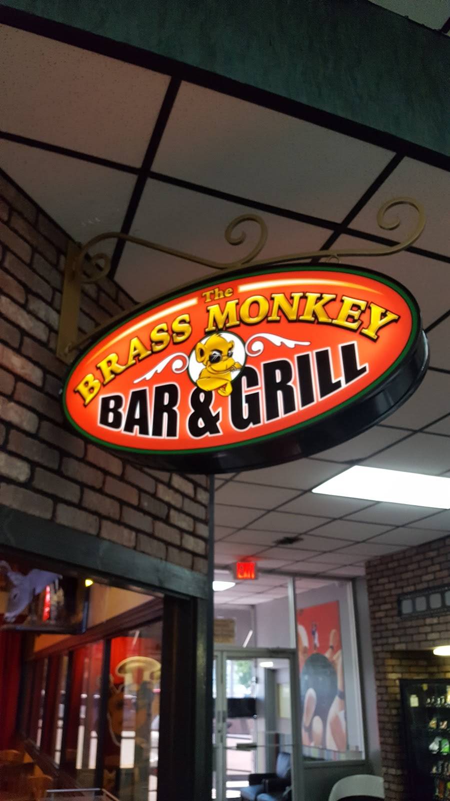 Brass monkey bar-and-grill | restaurant | 3020 Mangum Rd, Houston, TX 77092, USA | 7136822506 OR +1 713-682-2506