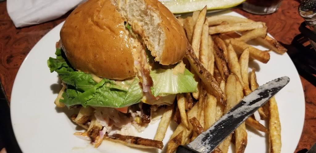 Center Street Grille | restaurant | 4 Center St, Enola, PA 17025, USA | 7177326900 OR +1 717-732-6900