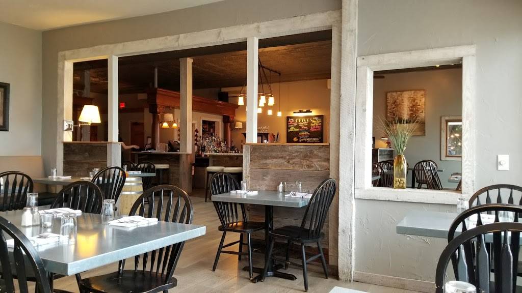 Chives Door County | restaurant | 8041 WI-57, Baileys Harbor, WI 54202, USA | 9208392000 OR +1 920-839-2000