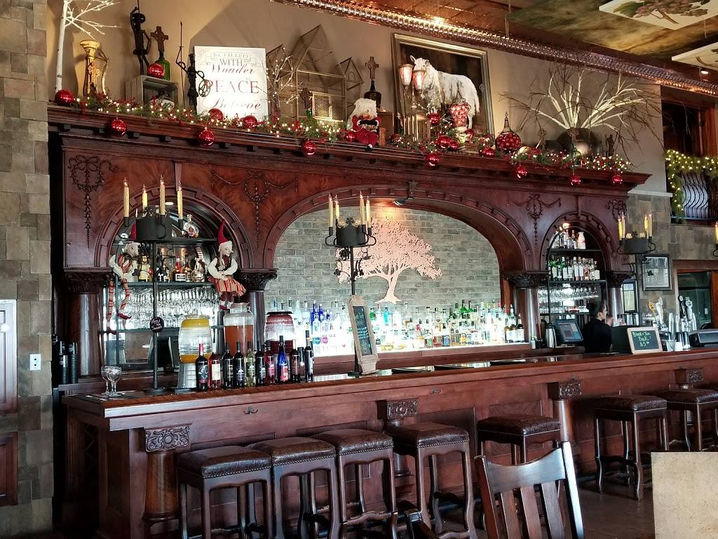 Tasting Room at Walkers Bluff | restaurant | 14250 Meridian Rd, Carterville, IL 62918, USA | 6189569900 OR +1 618-956-9900