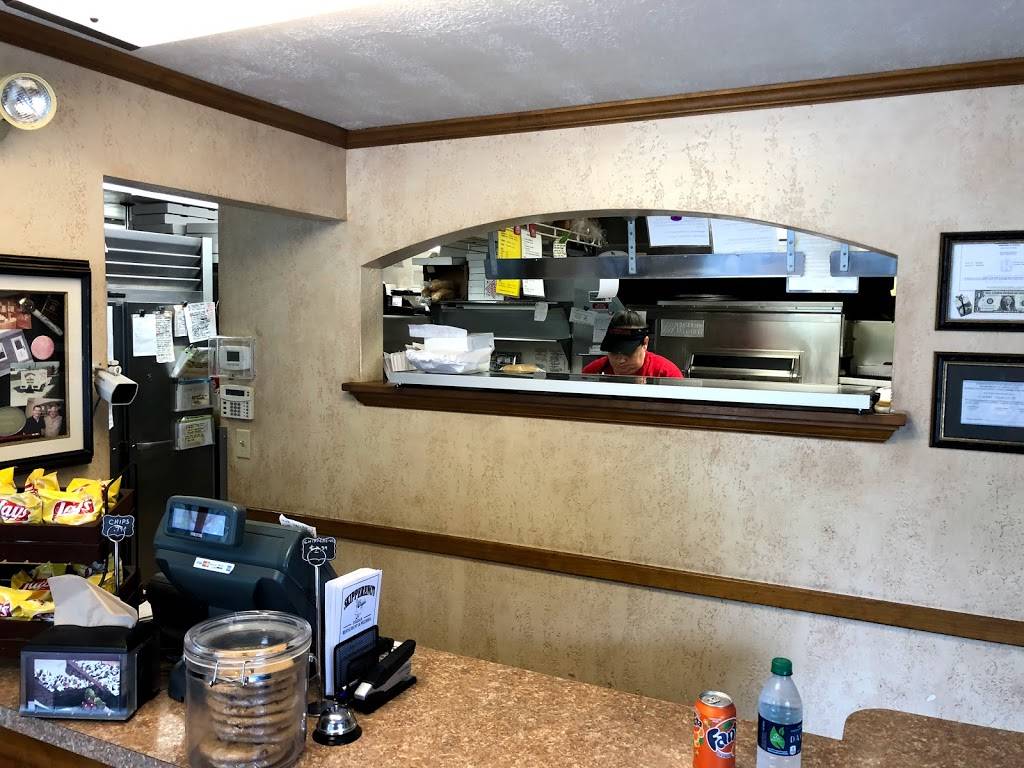 Skipperenos Italian Restaurant | restaurant | 1604 W Grandview Blvd, Erie, PA 16509, USA | 8148648888 OR +1 814-864-8888