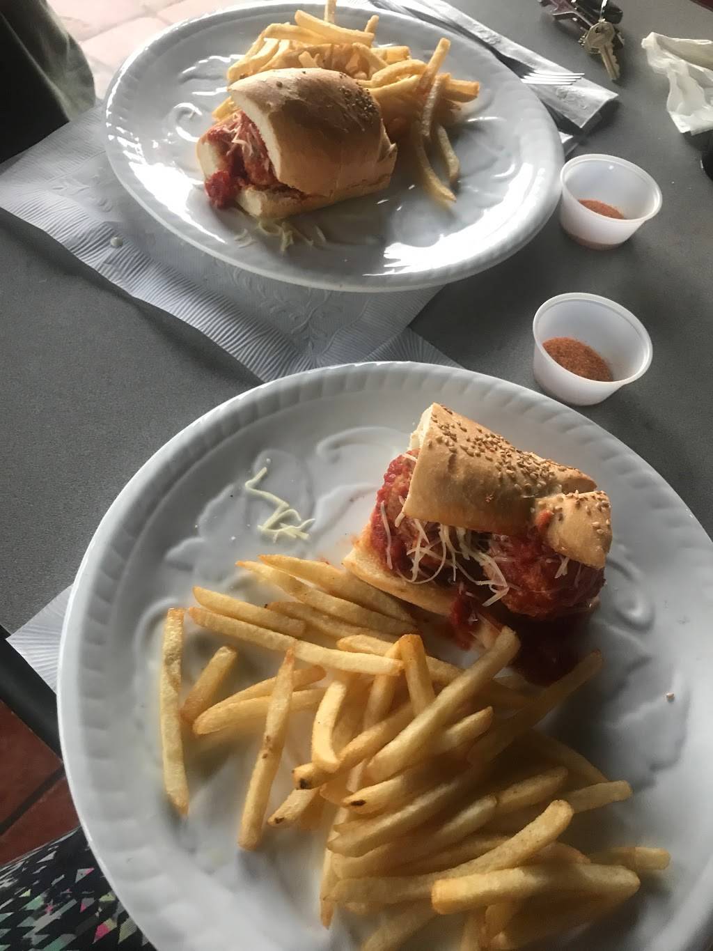 Bahia Cantiles | restaurant | Km 43 Carretera Libre, Puerto Nuevo, 22716 Playas de Rosarito, B.C., Mexico | 016616132043 OR +52 661 613 2043