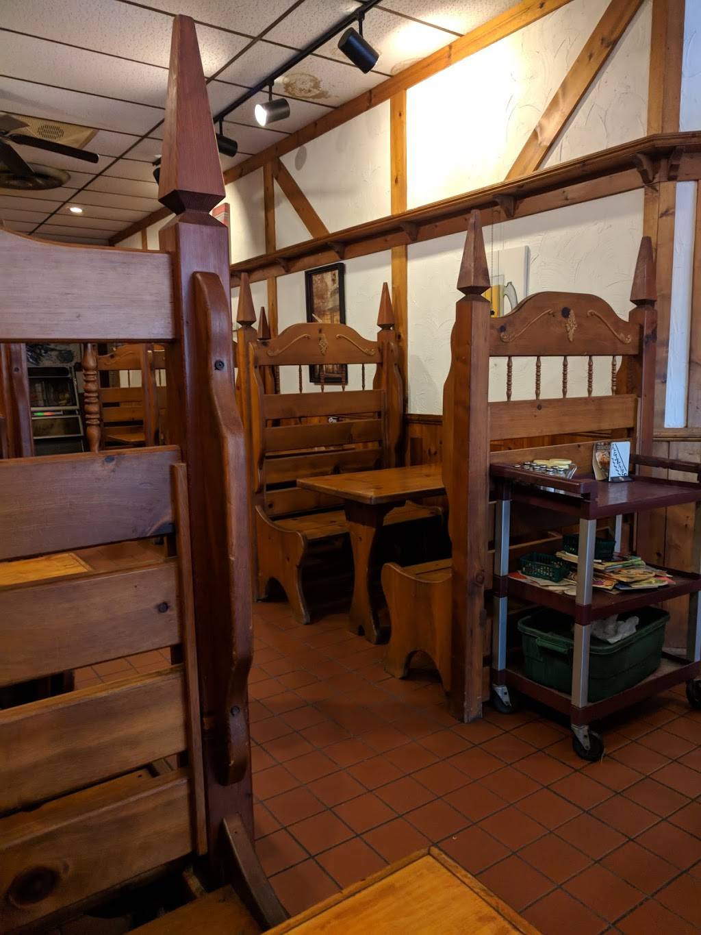 Mels Pizza | restaurant | 728 W Chicago St, Elgin, IL 60123, USA | 8476958180 OR +1 847-695-8180