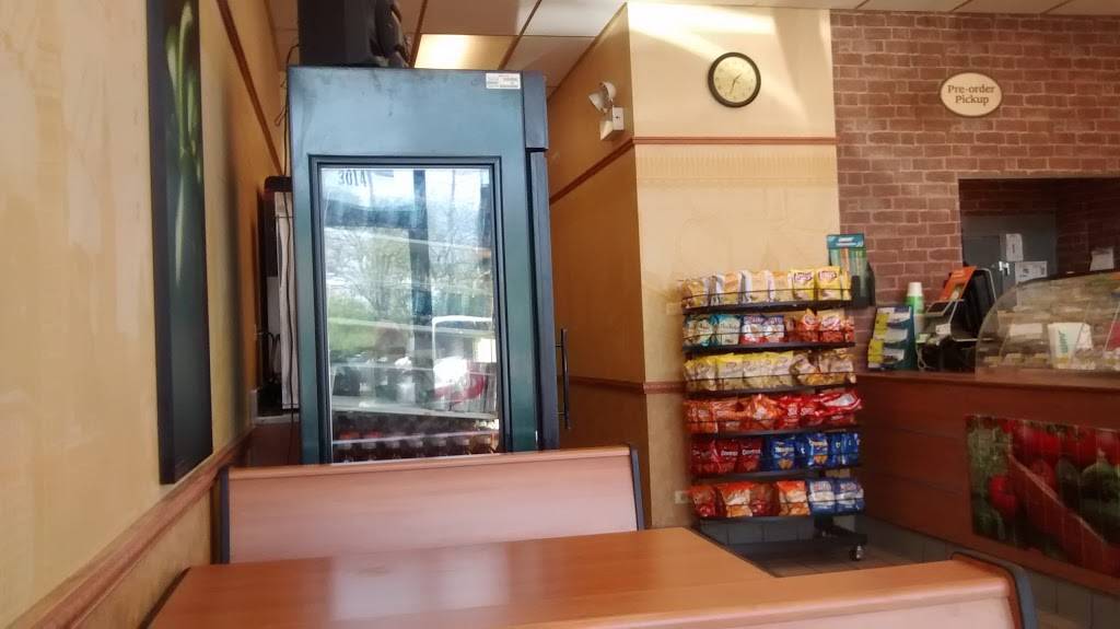 Subway Restaurants | restaurant | 3014 Belvidere Rd, Waukegan, IL 60085, USA | 8475999206 OR +1 847-599-9206