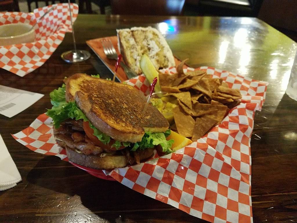 Elms Shopping Center | restaurant | 11826 Wurzbach Rd, San Antonio, TX 78230, USA | 2104921359 OR +1 210-492-1359