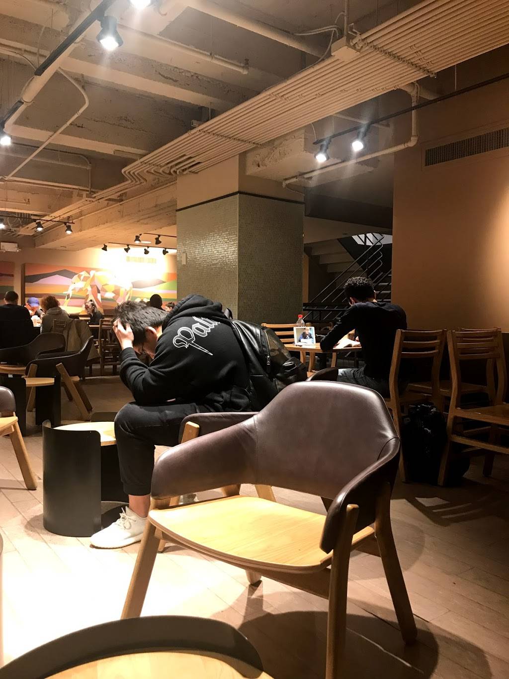 Starbucks | cafe | 350 5th Ave, New York, NY 10118, USA | 2125649141 OR +1 212-564-9141