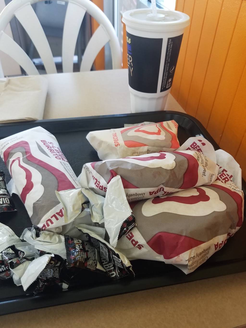 Taco Bell | meal takeaway | 1301 Artesia Blvd, Gardena, CA 90247, USA | 3105380801 OR +1 310-538-0801