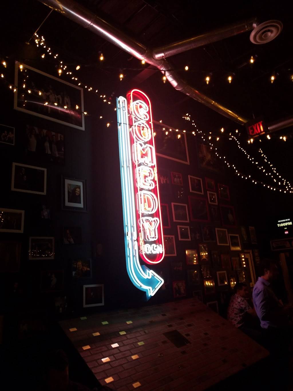 Dallas Comedy House | restaurant | 3036 Elm St, Dallas, TX 75226, USA | 2147414448 OR +1 214-741-4448