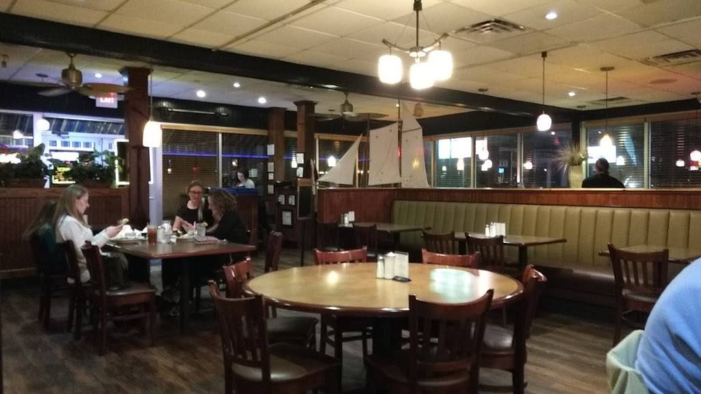 Boathouse Restaurant | restaurant | 6328 Oleander Dr, Wilmington, NC 28403, USA | 9106794224 OR +1 910-679-4224