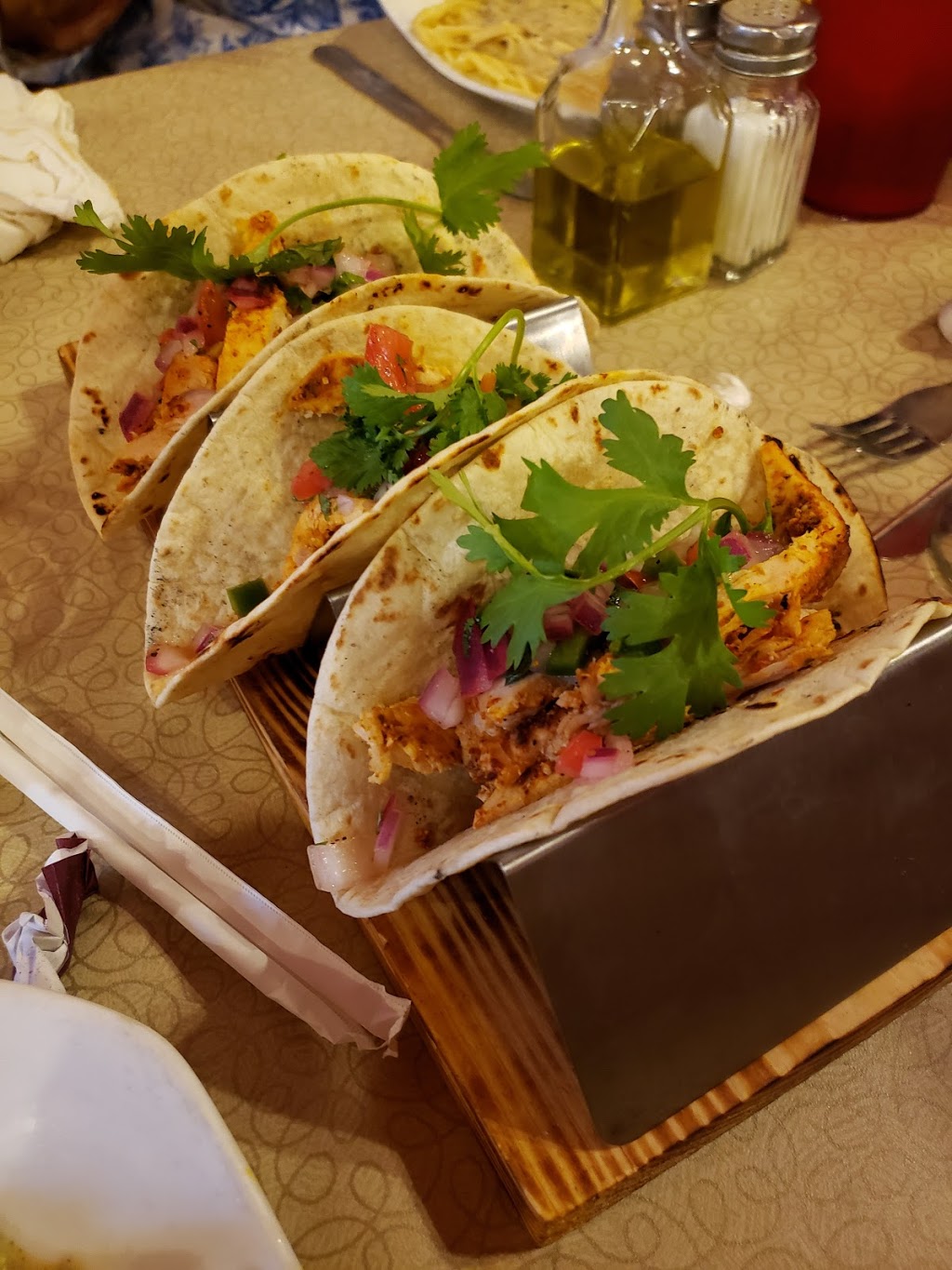 Wooden Nickel | restaurant | 114 S Elson St, Kirksville, MO 63501, USA | 6606652760 OR +1 660-665-2760