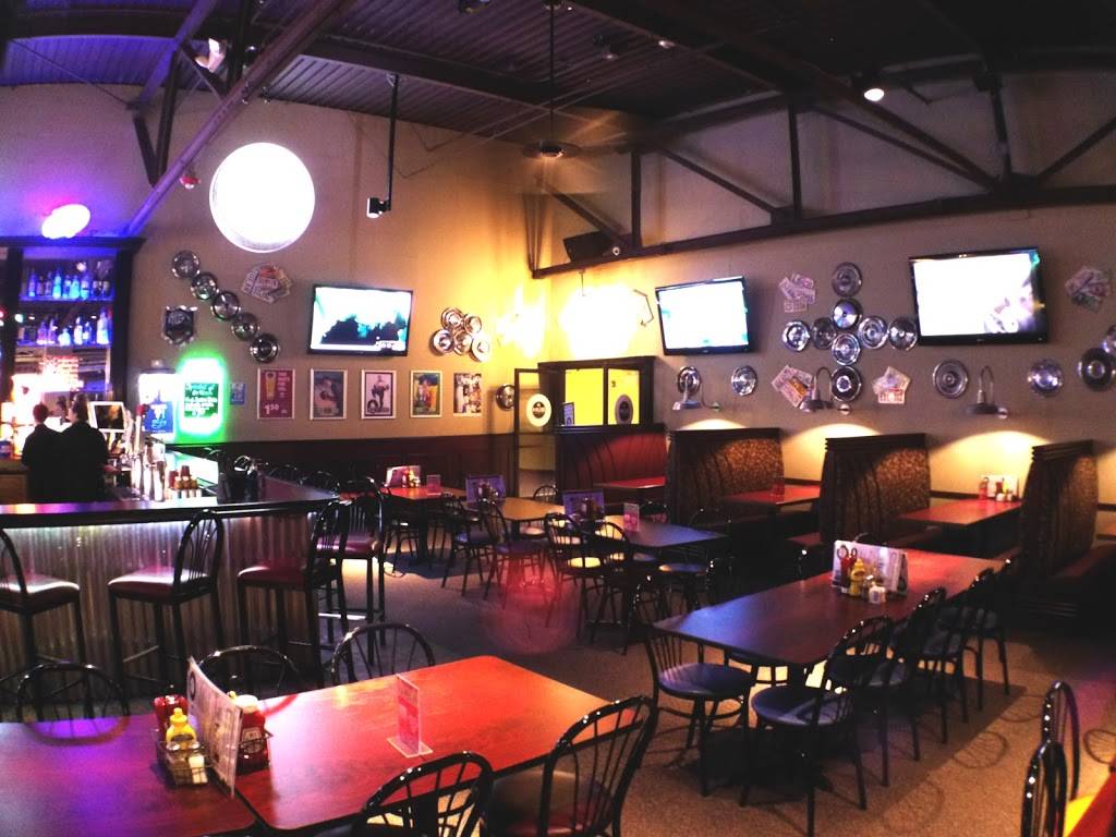 The Hub | restaurant | 2200 West Dr, Oaks, PA 19456, USA | 6106660100 OR +1 610-666-0100