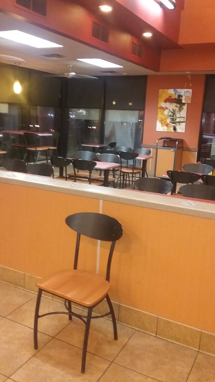 Jack in the Box | restaurant | 523 Fair Ave, San Antonio, TX 78223, USA | 2105333761 OR +1 210-533-3761