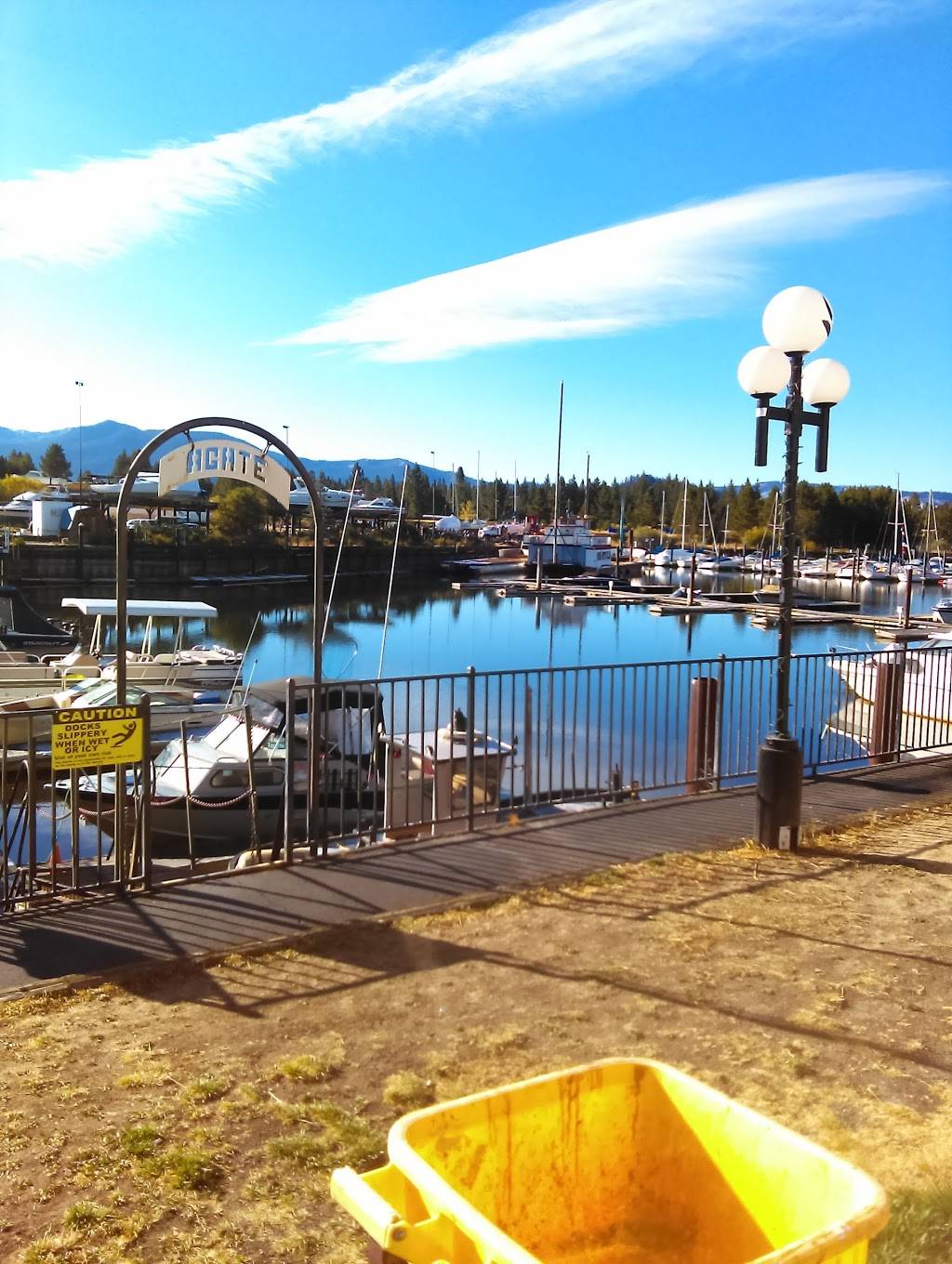 Tahoe Keys Marina & Yacht Club | restaurant | 2435 Venice Dr E, South Lake Tahoe, CA 96150, USA | 5305412155 OR +1 530-541-2155