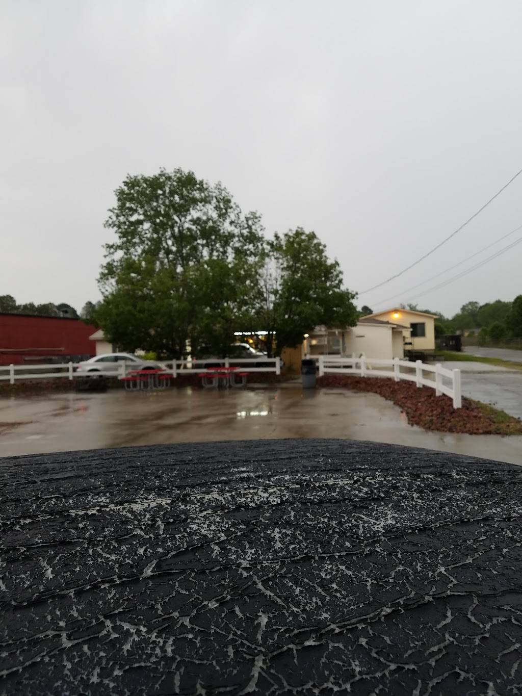 Whitts Barbecue | restaurant | 2532 Spring Ave SW, Decatur, AL 35601, USA | 2563502748 OR +1 256-350-2748