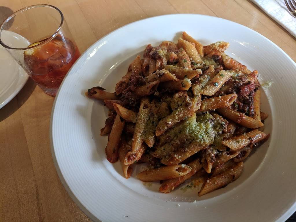 L’Impérial | restaurant | 320 Boulevard Leclerc O #28, Granby, QC J2G 1V3, Canada | 4509941922 OR +1 450-994-1922