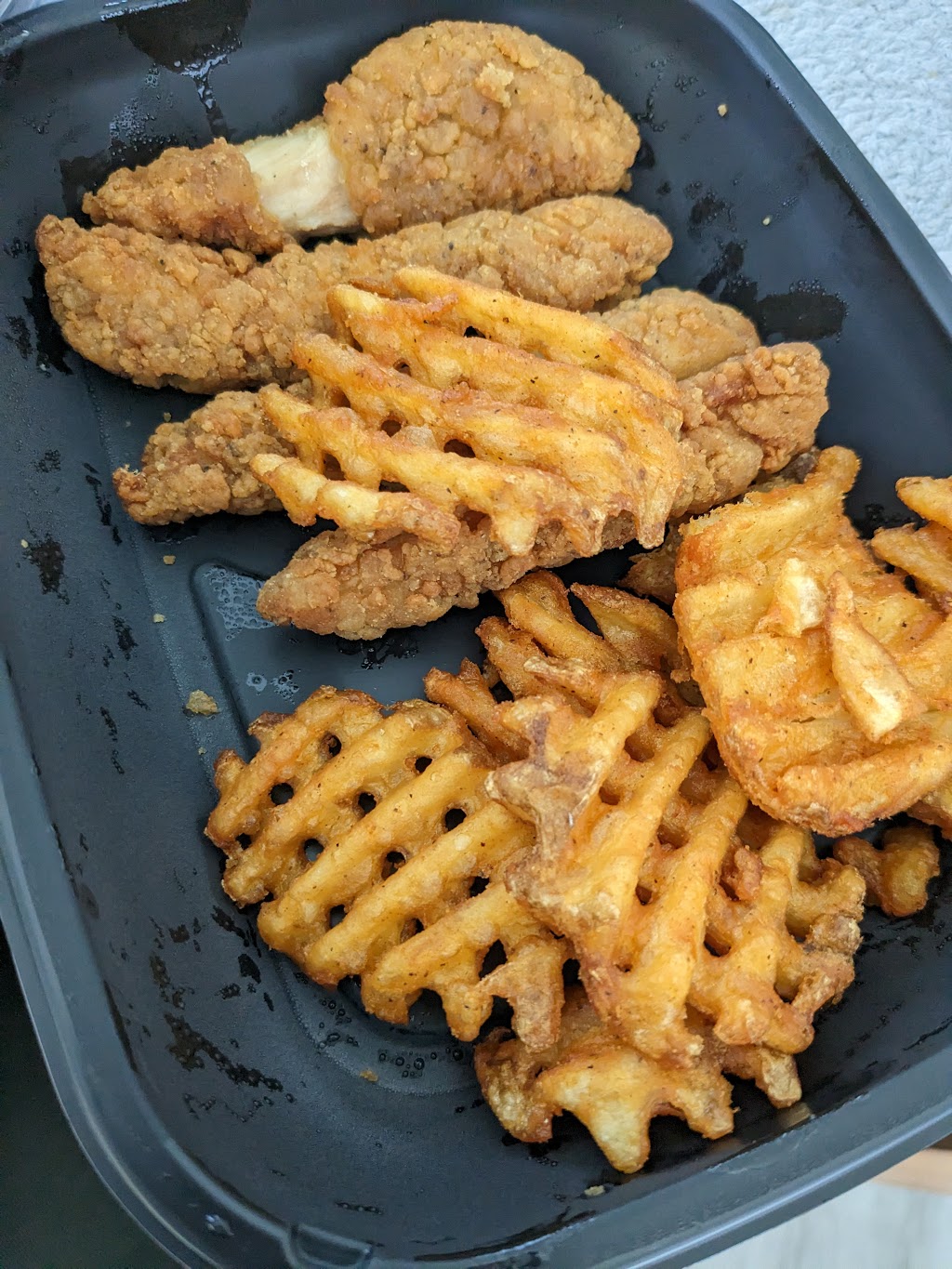 TenderFix by Noah Schnapp | restaurant | 1511 Lehigh St, Allentown, PA 18103, USA | 8884135074 OR +1 888-413-5074