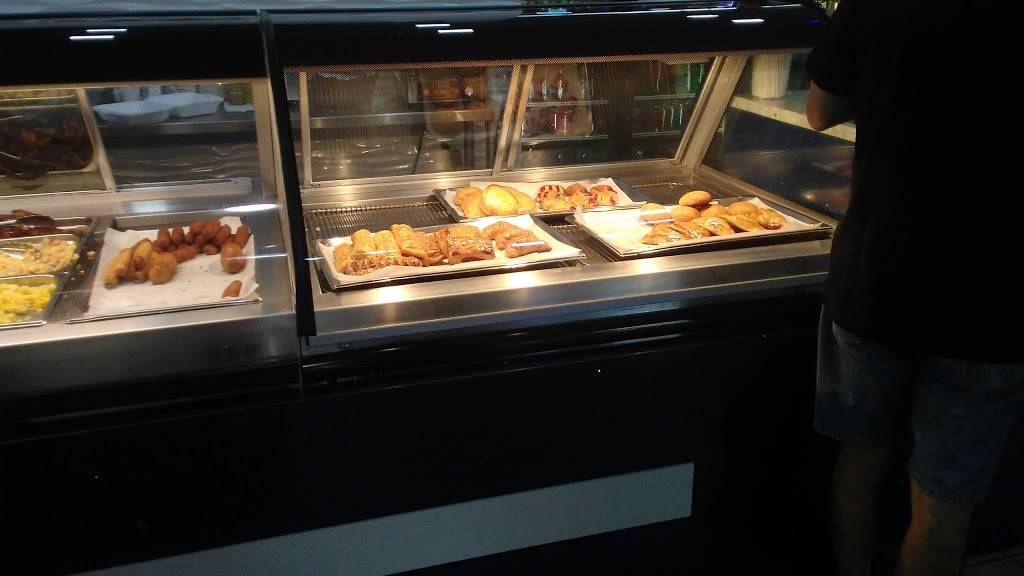 Cajios Cuban Cuisine | restaurant | 20505 S Dixie Hwy, Miami, FL 33189, USA | 3052333239 OR +1 305-233-3239