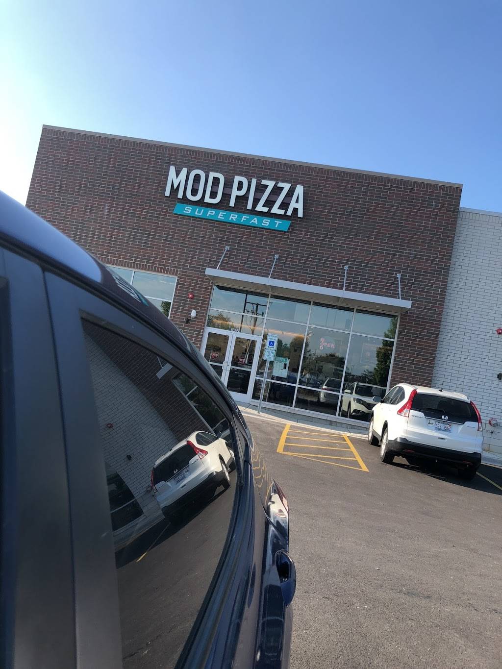 MOD Pizza | restaurant | 1022 Ogden Ave, Downers Grove, IL 60515, USA | 6302866775 OR +1 630-286-6775