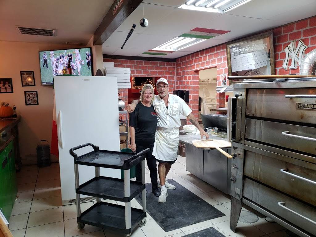 Mr Sammys NY Style Pizza Bistro & Italian Cuisine | restaurant | 312 W Interlake Blvd, Lake Placid, FL 33852, USA | 8636991219 OR +1 863-699-1219