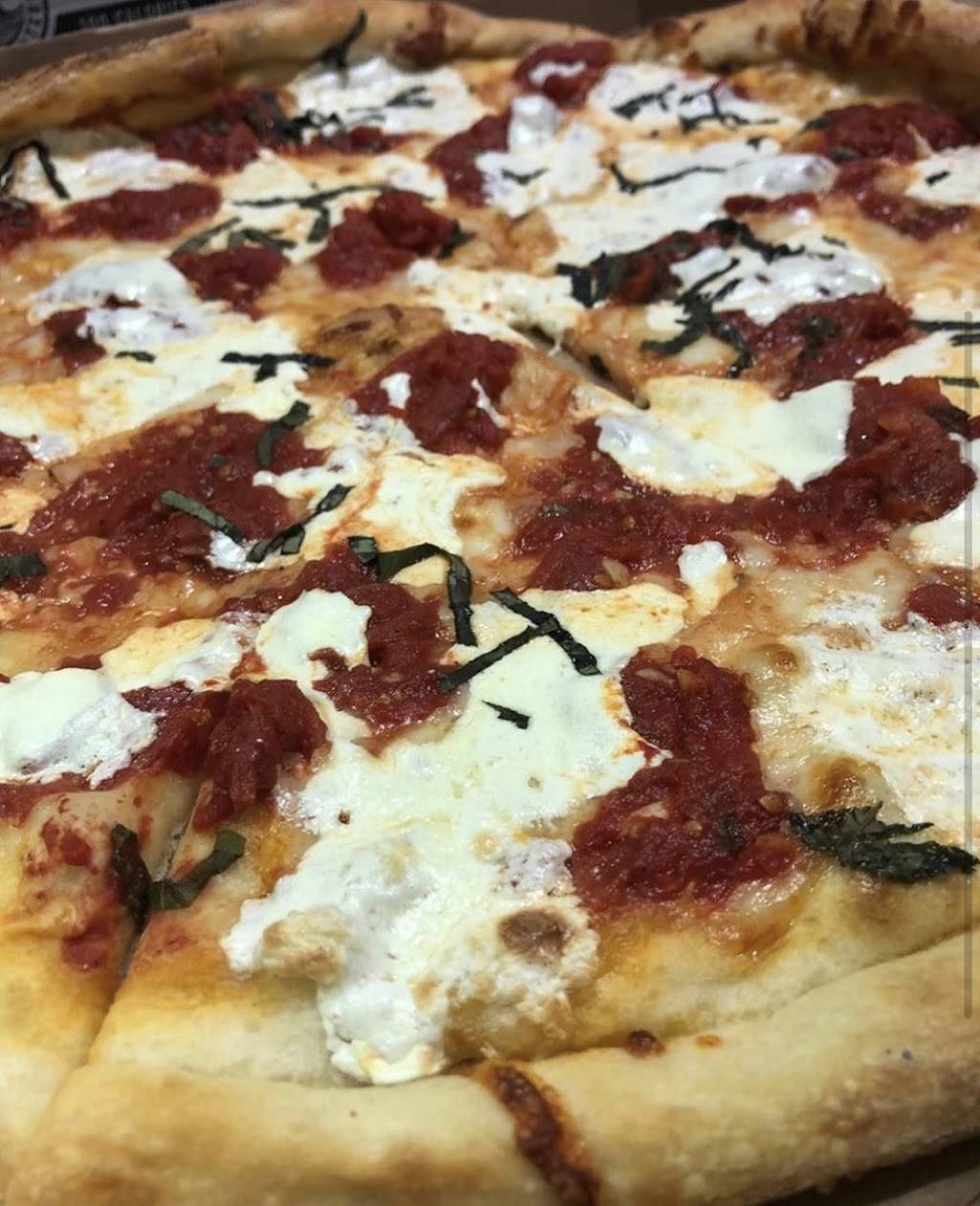 Nunzios | restaurant | 492 Manalapan Rd, Spotswood, NJ 08884, USA | 7326464595 OR +1 732-646-4595