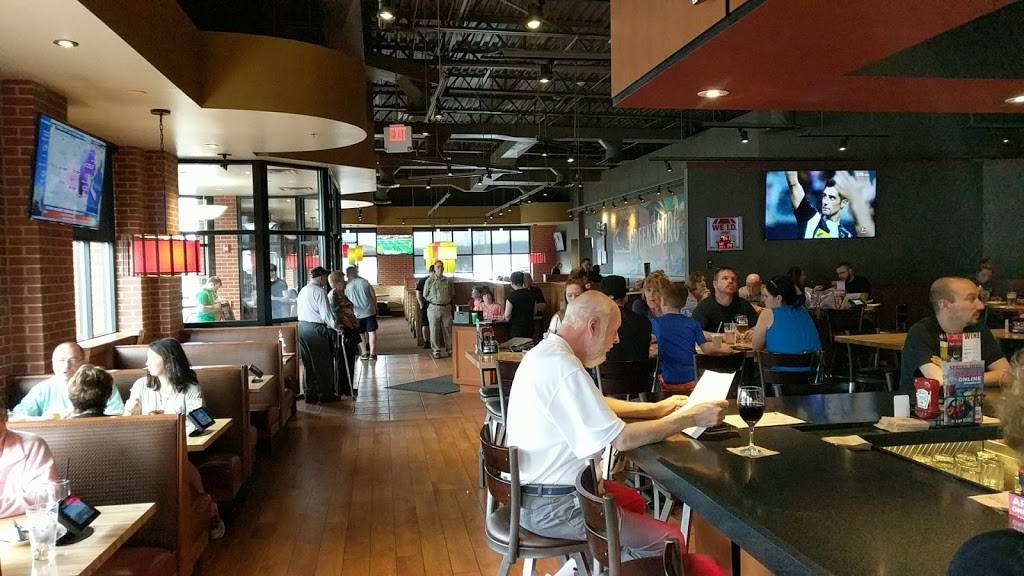 Applebees Grill + Bar | restaurant | 5290 US-30, Greensburg, PA 15601, USA | 7248342825 OR +1 724-834-2825