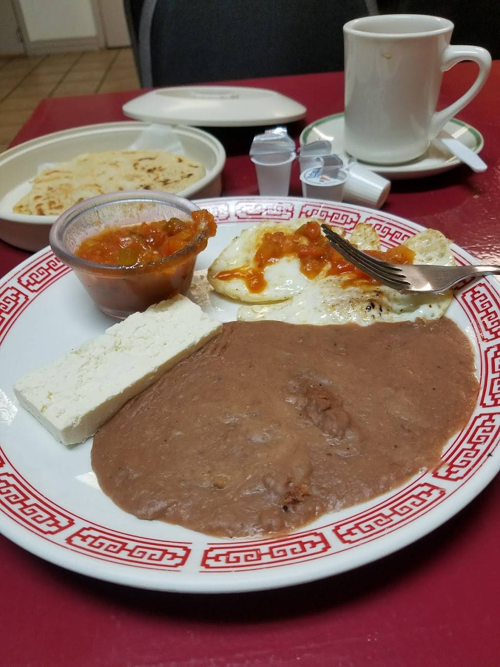 El Rinconcito Restaurant | restaurant | 255 E Grauwyler Rd, Irving, TX 75061, USA | 9724382130 OR +1 972-438-2130