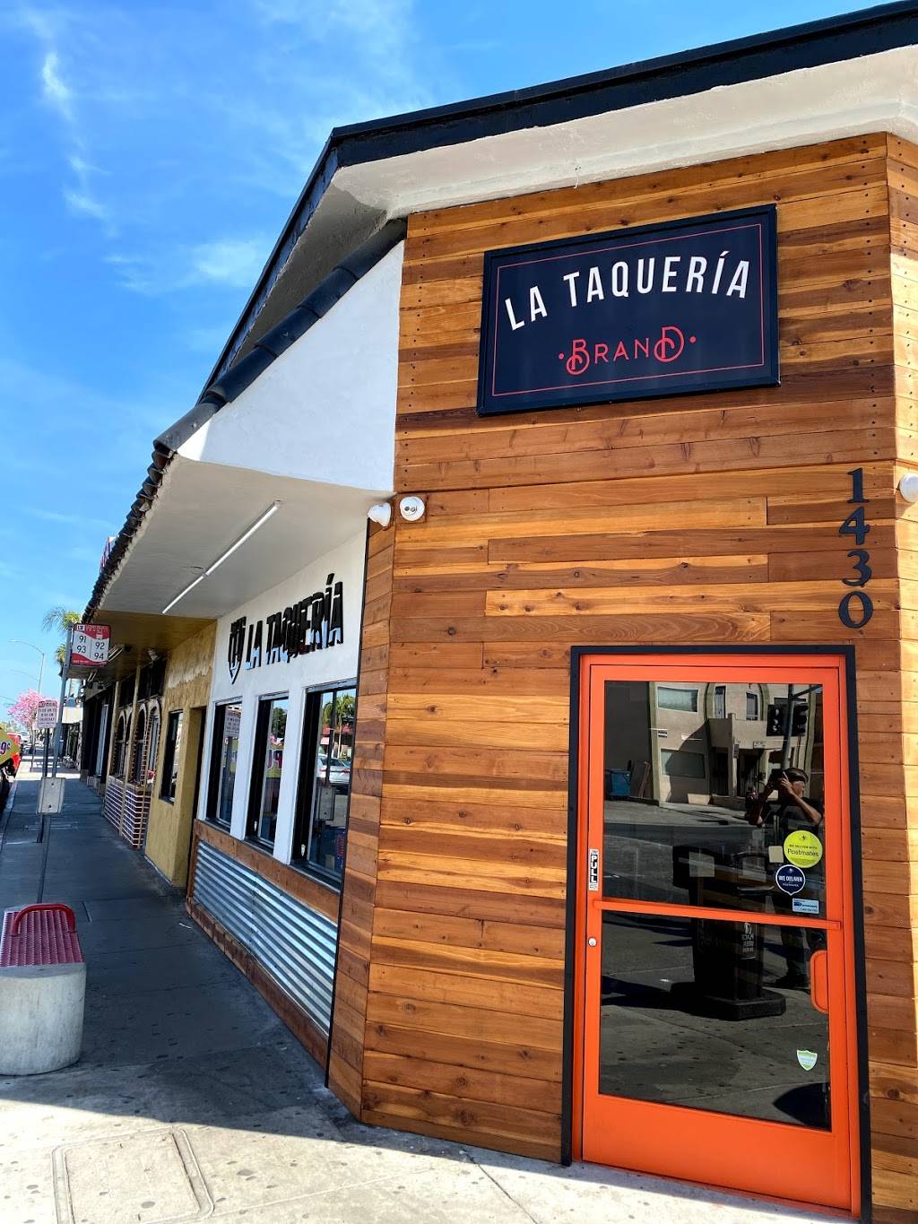 La Taqueria Brand | restaurant | 1430 E 7th St, Long Beach, CA 90813, USA | 5626121418 OR +1 562-612-1418