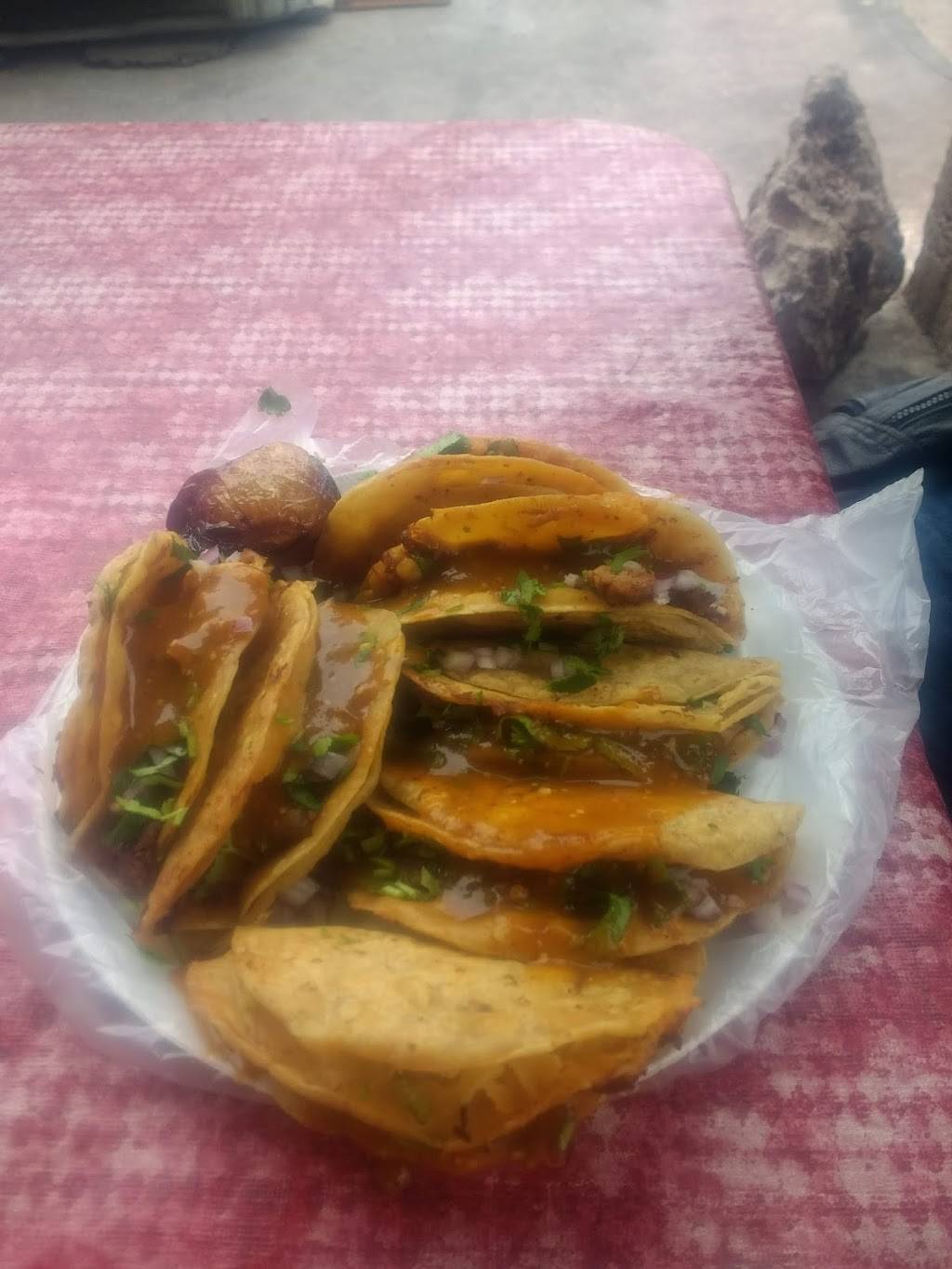 hielitos y gelatinas del sur | restaurant | Valente Cordero, Lucio Blanco, 22706 Rosarito, B.C., Mexico | 016644080455 OR +52 664 408 0455