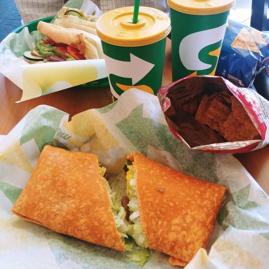 Subway Restaurants | restaurant | 3151 Senter Rd #110, San Jose, CA 95111, USA | 4087249042 OR +1 408-724-9042