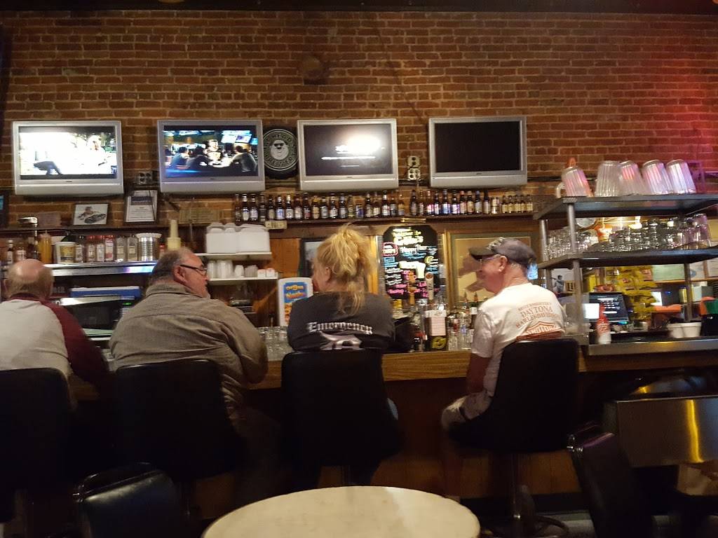 Goldies Saloon | restaurant | 45330 Romeo Plank Rd, Macomb, MI 48044, USA | 5862866991 OR +1 586-286-6991