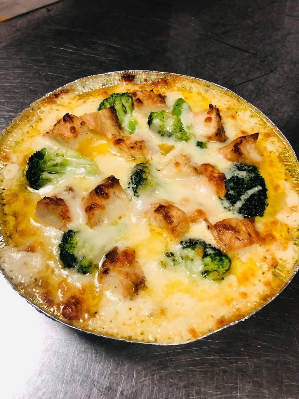 Mari Pizzeria | restaurant | 1634 Acushnet Ave, New Bedford, MA 02746, USA | 7743289214 OR +1 774-328-9214