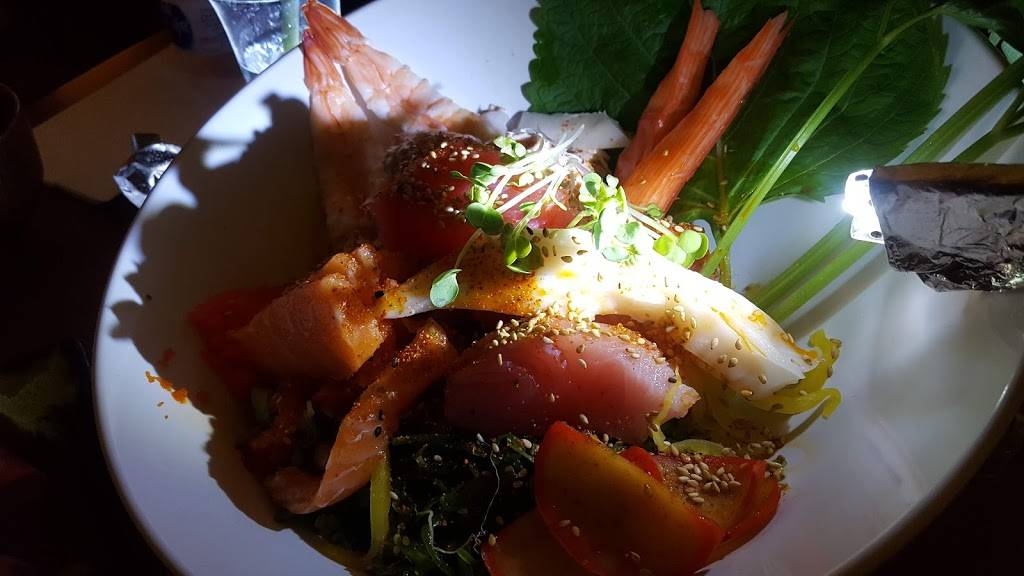 Hanaya Sushi | restaurant | 10066 Pacific Heights Blvd, San Diego, CA 92121, USA | 8582021800 OR +1 858-202-1800