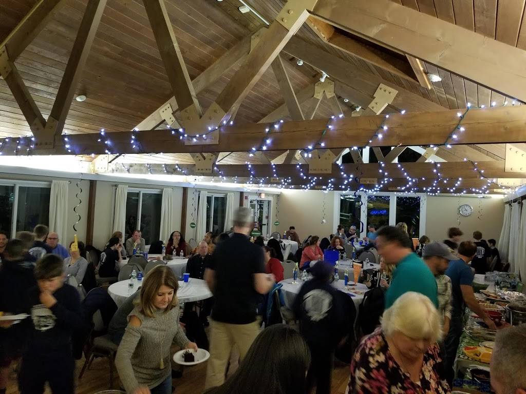 Oakcrest Cove Lodge | restaurant | 45 Quaker Meeting House Rd, Forestdale, MA 02644, USA | 5088884361 OR +1 508-888-4361